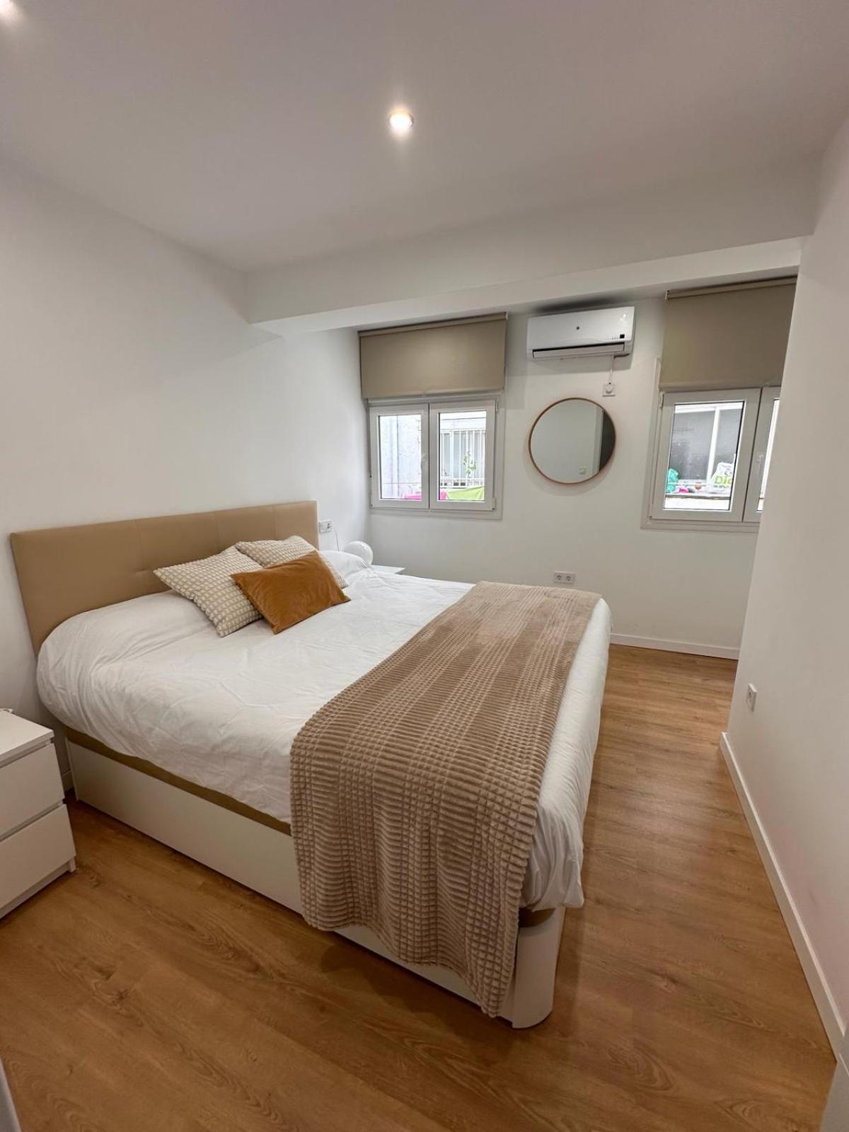 Apartamento San Jorge Premium - Малага Экстерьер фото