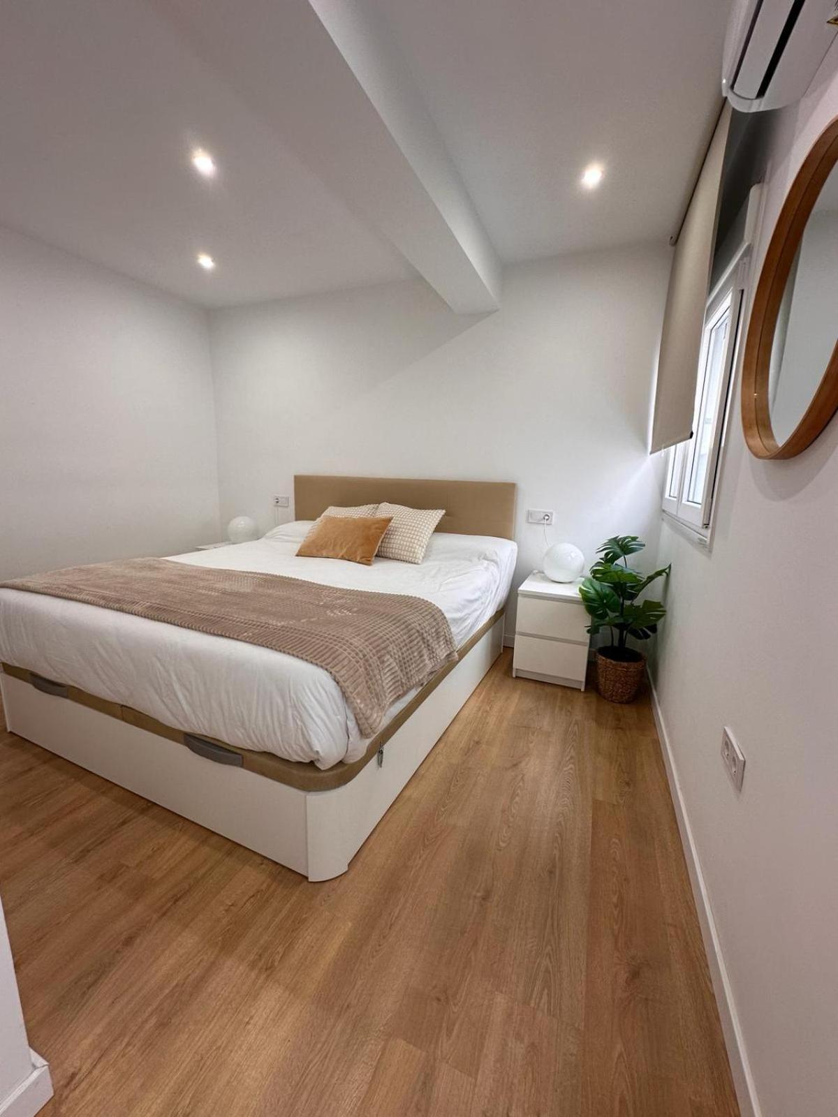 Apartamento San Jorge Premium - Малага Экстерьер фото